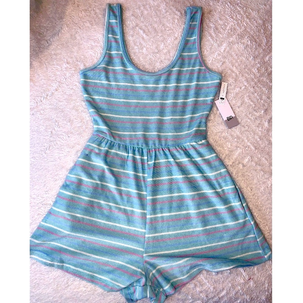 NWT BP Terry cloth romper ☀️🩴🏖 Beach attire 😍